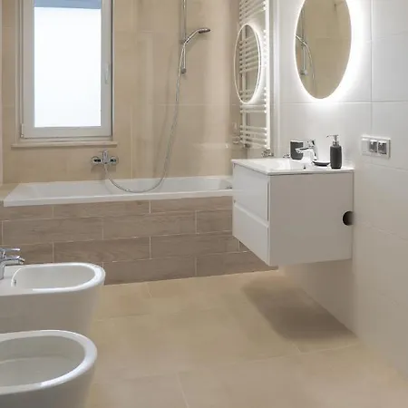 Apartament Diament Kamienica Grochow With Free Parking Warsaw Exterior photo